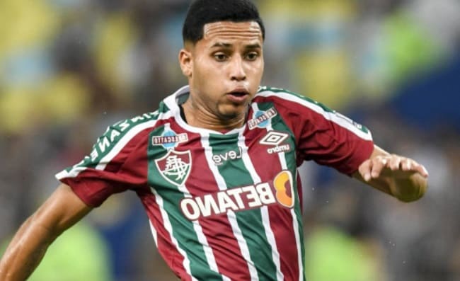 Alexsander offerto a Napoli e Roma: il tuttofare del Fluminense sogna l'Italia