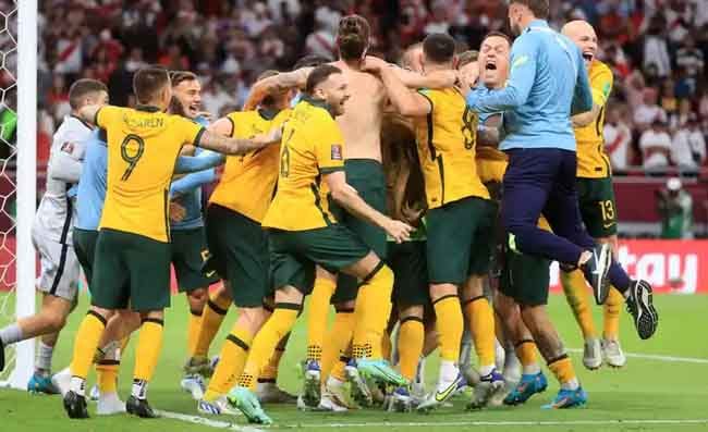 Australia, i calciatori rincorrono Messi negli spogliatoi: tifosi furibondi (VIDEO)