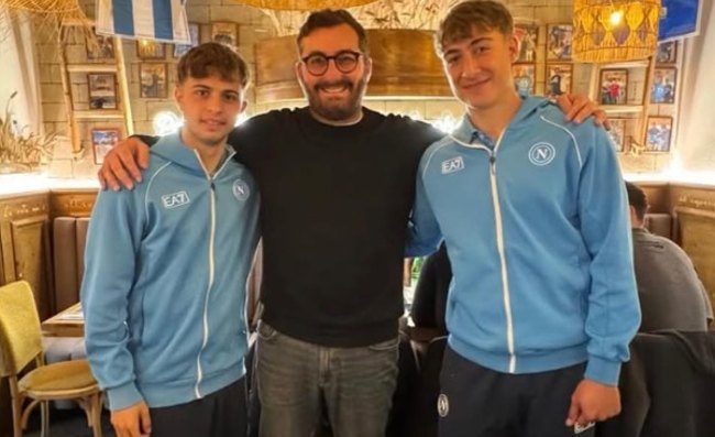 Serata in pizzeria per i due talenti argentini del Napoli. Gustoso relax