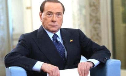 Berlusconi scivola su Balotelli: E' italiano anche se ha preso troppo sole, dovrebbe...