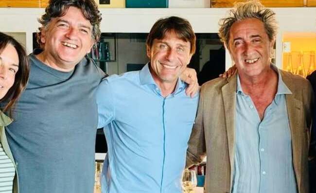Conte e Paolo Sorrentino a pranzo a Marechiaro. Un pomeriggio di relax