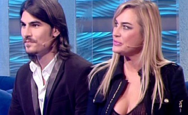 Lory Del Santo: Uno spasimante sposato mi versò addosso 100 milioni di lire in hotel