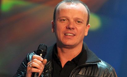 Gigi D'Alessio: Da tifoso, sono contento della squadra e del pubblico. Il campo...