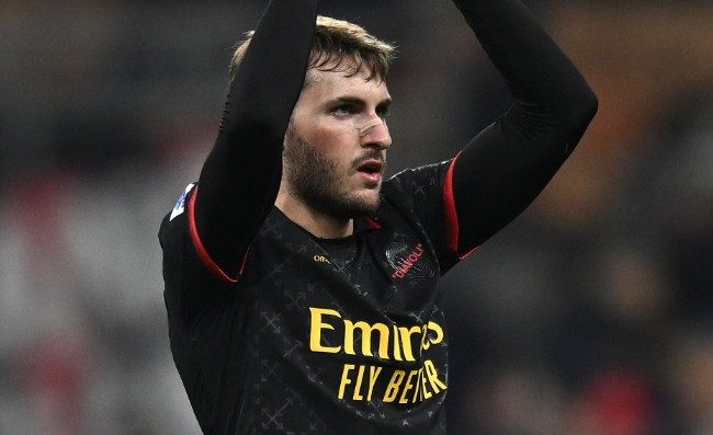 Il Milan scarica Gimenez: sta corteggiando tre attaccanti per gennaio