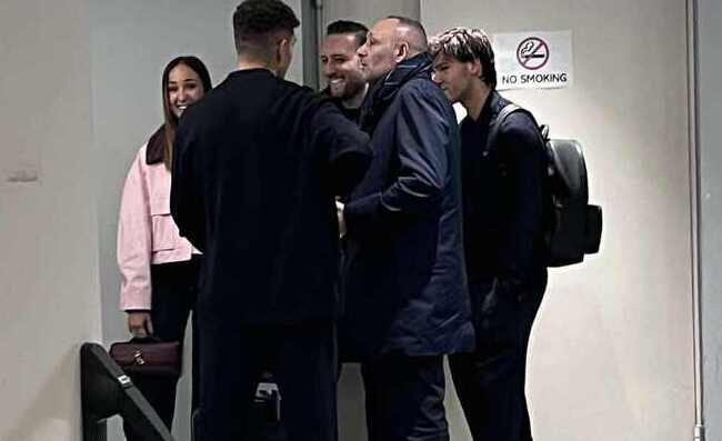 Di Lorenzo, sorpresa con l'intruso dopo la partita: ad attenderlo non solo la moglie