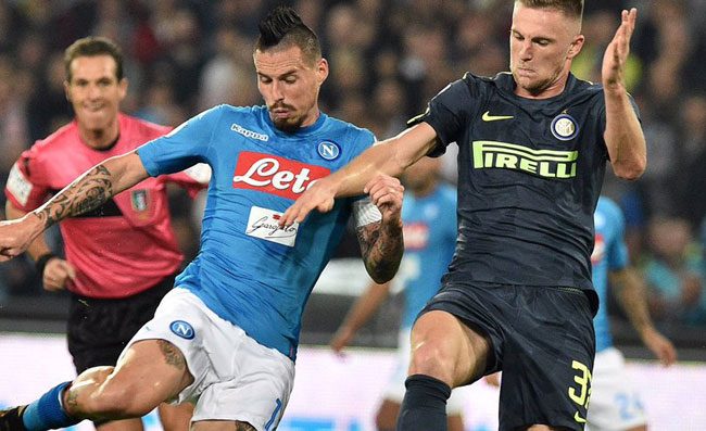 Latitante arrestato dai Carabinieri mentre in un bar guarda Napoli-Inter: Pure qua?