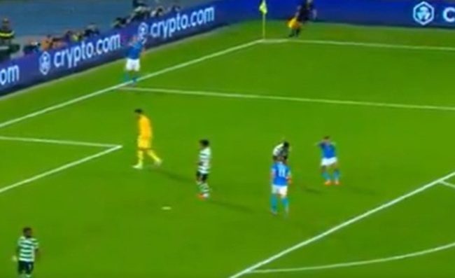 Hojlund gol, De Bruyne assist da favola. Bella reazione del belga