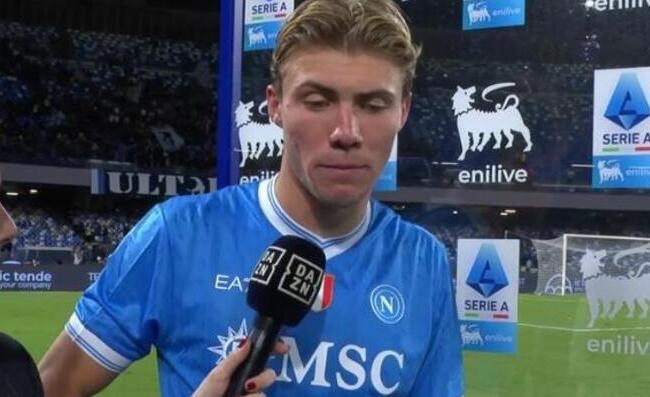 Hojlund: Io come Haaland? Rispondo così. De Bruyne top. Che bello segnare per il Napoli