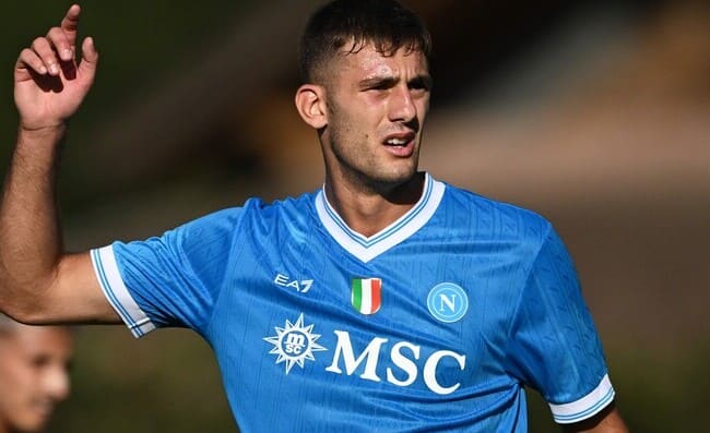 Napoli-Avellino: 5-3, tripletta Lucca. Gutierrez e Buongiorno in campo