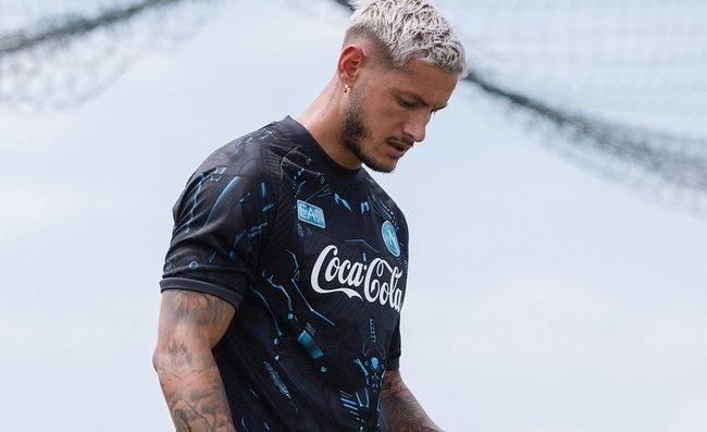 Mazzocchi vuole restare, ma il Napoli ha ricevuto 4 offerte per venderlo