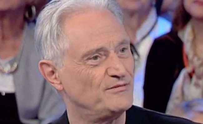 Il Times elogia Napoli: Città italiana più amata al mondo. Interviene Amedeo Minghi