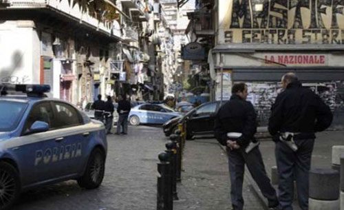 Napoli, rider rapinato dal cuore d'oro: darà in beneficenza metà dei soldi raccolti