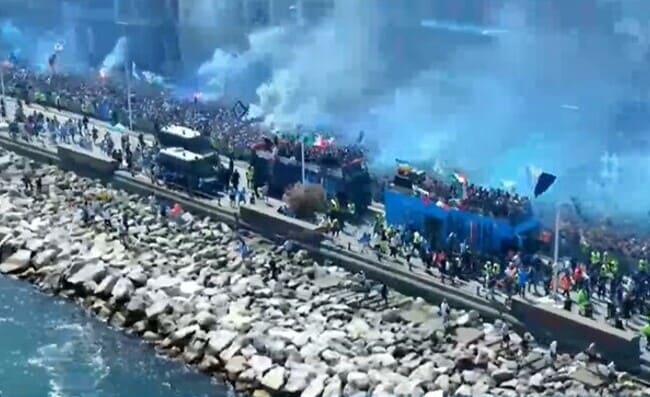 Cesarano: Troppa gente inutile sul bus scoperto del Napoli, non è giusto per i tifosi