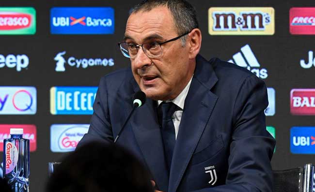 Sarri, il mentore: Maurizio oggi sarà disagiato a Firenze, qualche incertezza iniziale ci sarà