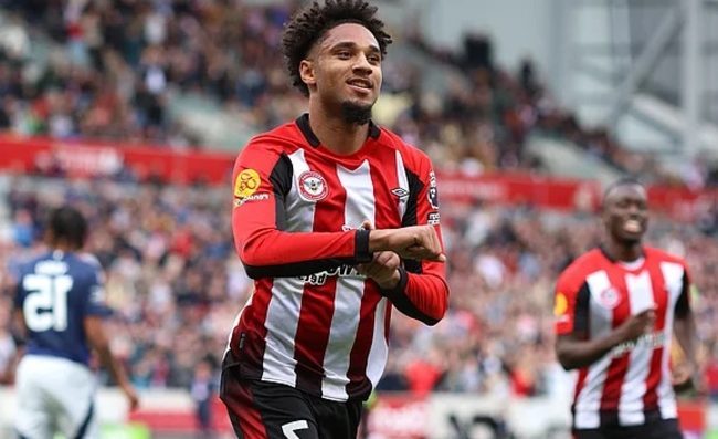 Schade nel mirino del Napoli, serve un'operazione alla Giovane. Resiste l'idea Sulemana