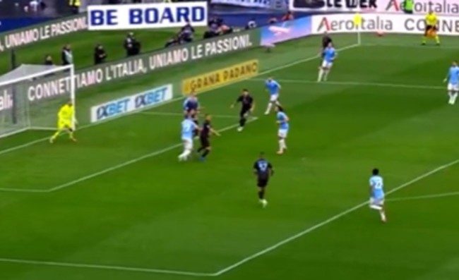 Lazio-Napoli: Spinazzola gol, assist favoloso di Politano. Conte esulta