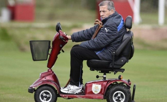 ANTEPRIMA - Tabarez: Cavani? Non so quanto resterà a Napoli, per me dovrebbe giocare in Spagna o Inghilterra