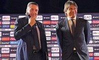 Antonio Conte al Peppy Night, boato del teatro Troisi: Mister, mister! (VIDEO)