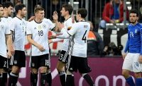 Mondiali, la vittoria sulla Germania non č bastata: la Corea accolta con lancio d'uova!