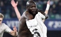Lukaku gol, tifosi Napoli aggrediti al Bentegodi: intervento degli steward