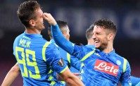 Mertens, sondaggio Marsiglia via agente Giroud: va da Milik? Lazio, nodo bonus. Club USA in corsa