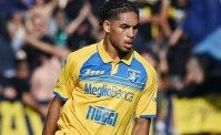 Frosinone, Oyono in lacrime dopo il cambio: salta il Napoli?