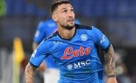 Politano pazzo scatenato a fine partita, va ad esultare con i tifosi del Napoli (VIDEO)