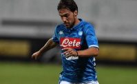 VIDEO - Verdi e Zielinski scatenati da DOOA, partita a biliardino per il mediano polacco