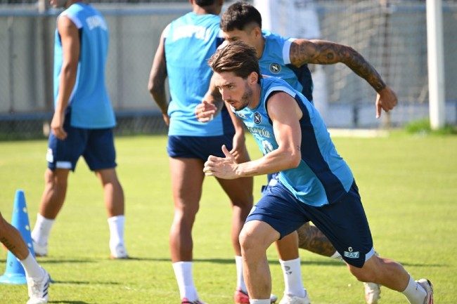 Gilmour si allena in vista di Inter-Napoli
