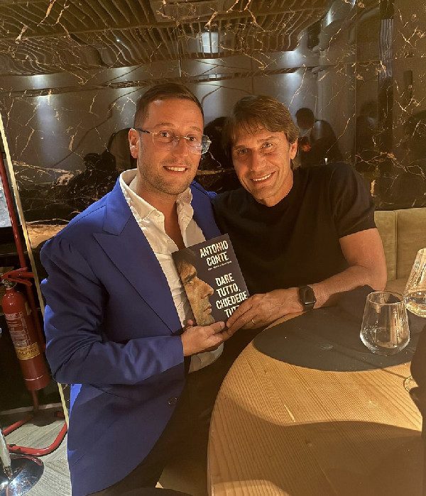 Conte al White Chill Out di Pozzuoli