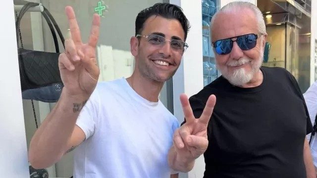 Hamsik in vacanza a Capri