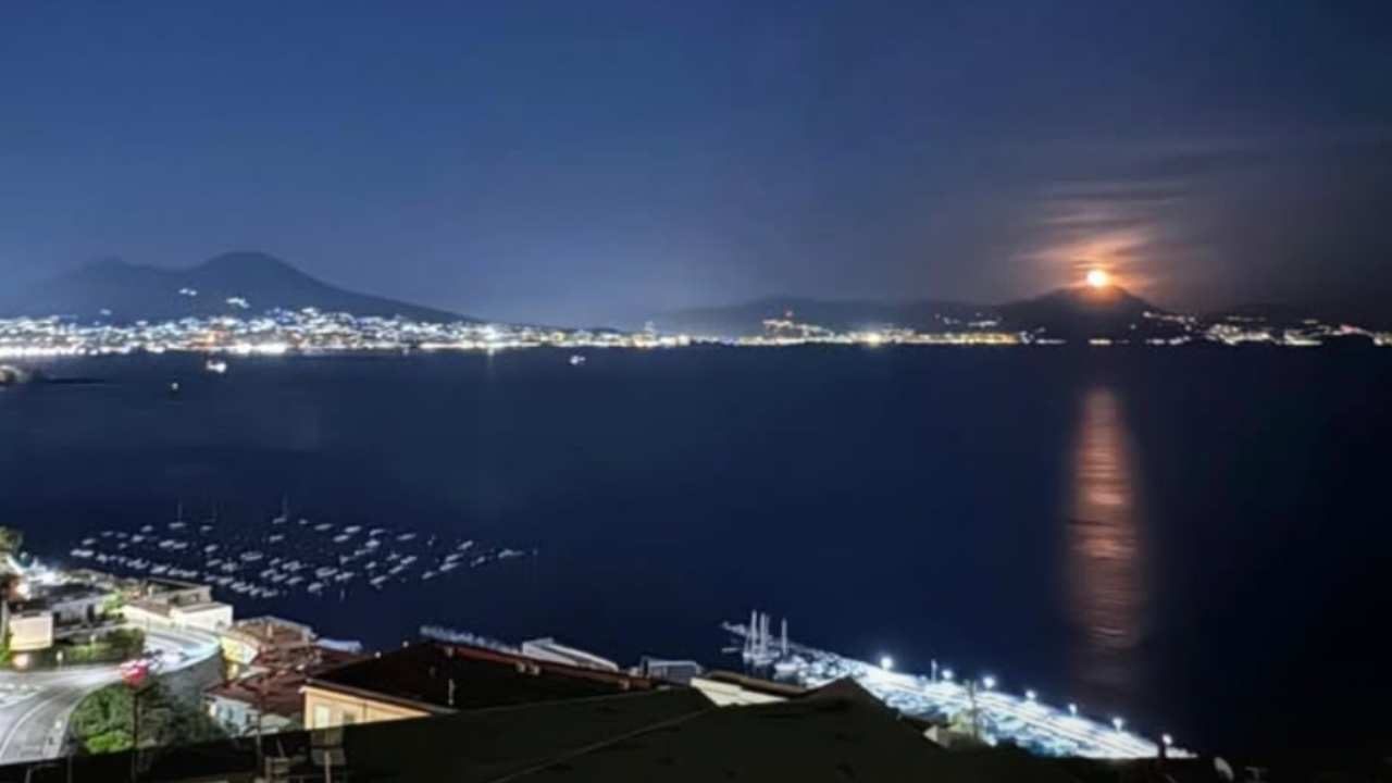 Panorama di casa Di Lorenzo, vista di Napoli