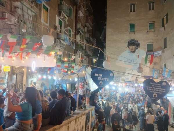 festa scudetto al largo maradona