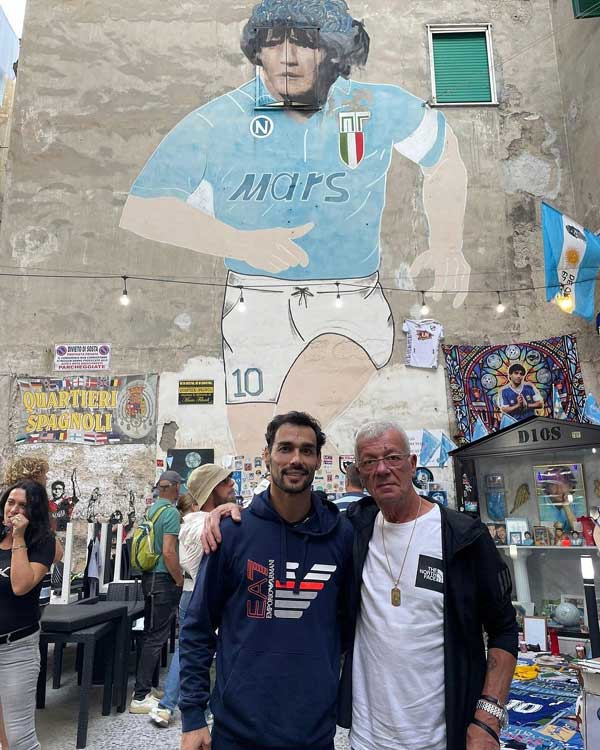 Fognini murale Maradona