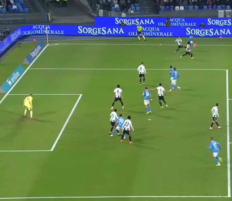 fuorigioco Lang inesistente in Napoli-Juventus