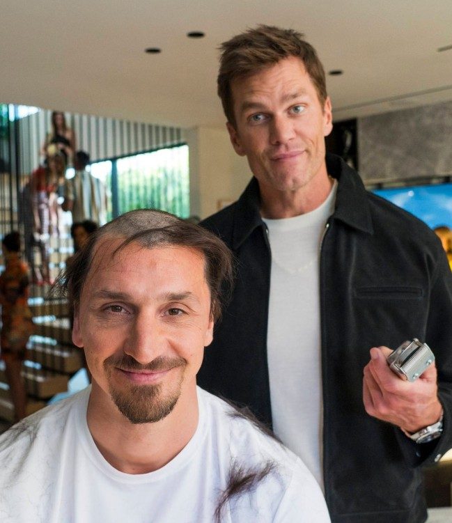 Ibrahimovic rasato a zero