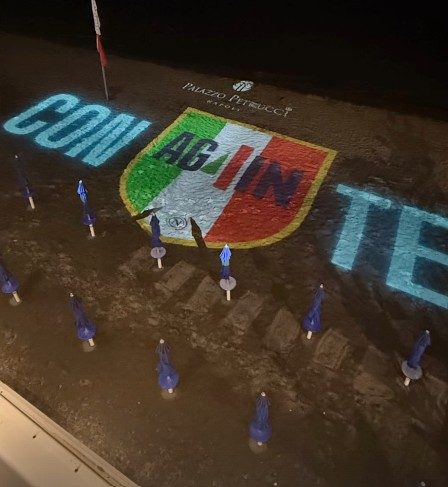 Palazzo Petrucci, omaggio Conte scudetto