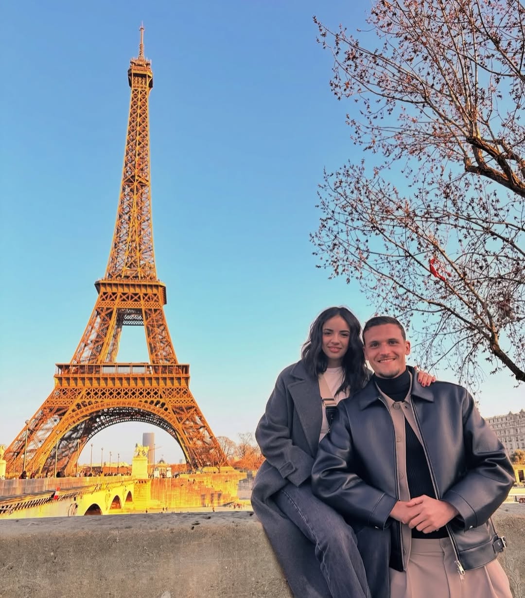 Rafa Marin a Parigi con la fidanzata