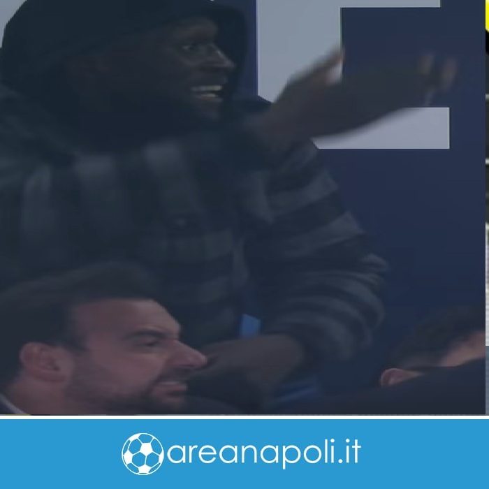 reazione di Lukaku e Manna al gol di Hojlund