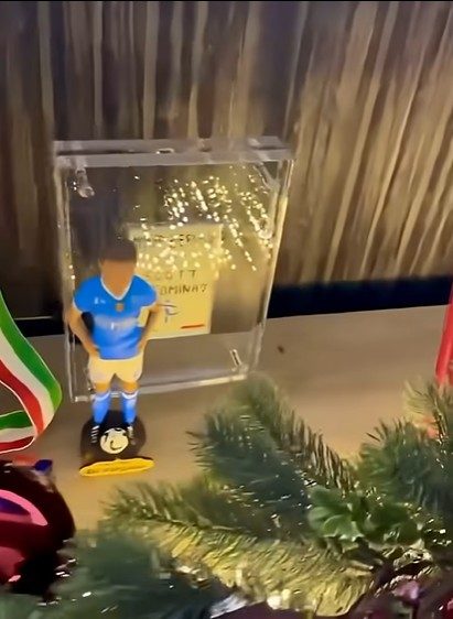 Statuetta a casa di Scott McTominay
