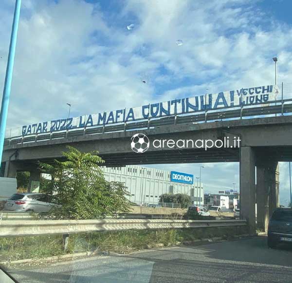 Striscione ultras Napoli mondiale