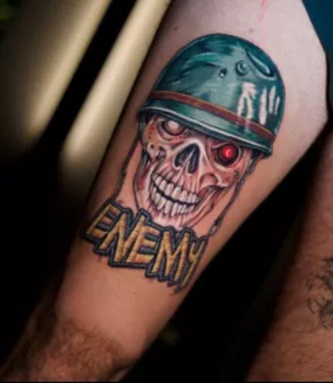 Nuovo tatuaggio di Manna