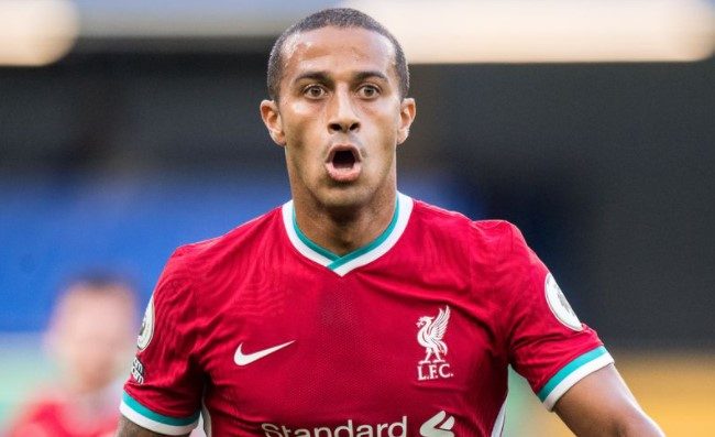 Thiago Alcantara annuncia il ritiro dal calcio a soli 33 anni. Fu seguito anche dal Napoli