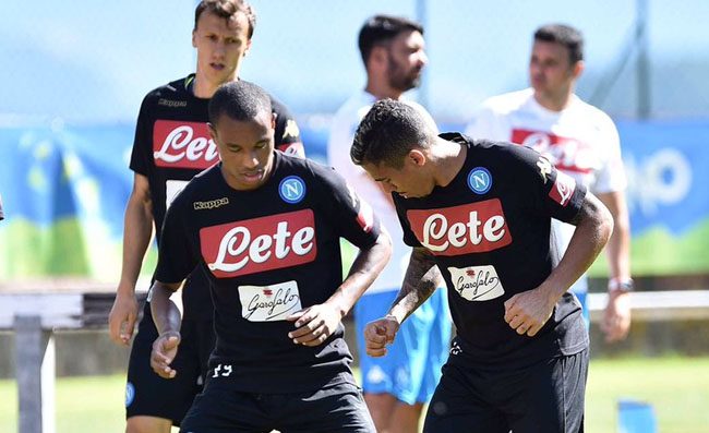 RADIO MARTE - Gestione e rotazioni in arrivo, riguarderanno anche Hamsik: le scelte di Sarri
