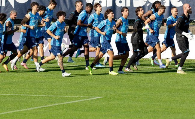 Allegri ha provato il 4-3-3 a Dimaro, doppietta di Lindstrom nella partitella