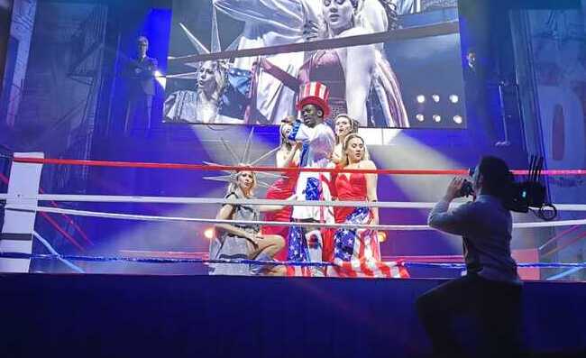 Rocky Balboa a Napoli, il musical di Stallone commuove l'Augusteo. Bella scena dopo lo spettacolo