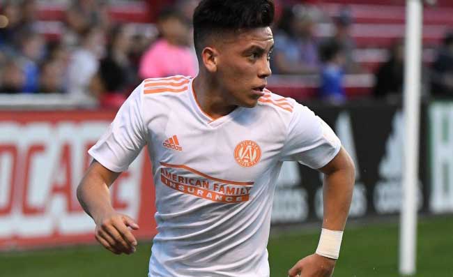 Ezequiel Barco nel mirino, relazioni entusiaste per Giuntoli! Il Napoli è interessato