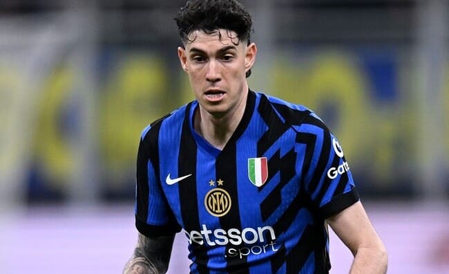 Chi è favorita tra Napoli e Inter per lo scudetto? Il parere di Bastoni