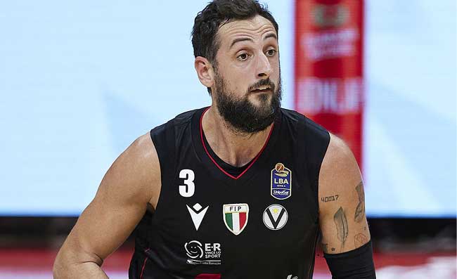 Belinelli: Sapete per chi tifo? Impazzivo per l'unico vero Ronaldo. Che frecciata all'ex Juventus
