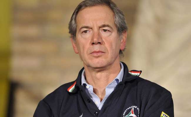Bertolaso fa discutere: Assembramenti Inter? Io per la Roma li avrei fatti